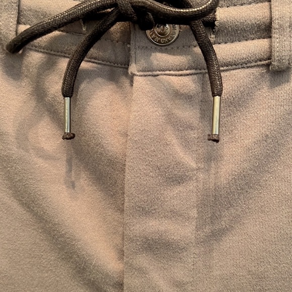 SAlE! $10.00 OFF! NWT True Religion Drawstring Pants With Belt Hoops - Picture 6 of 8